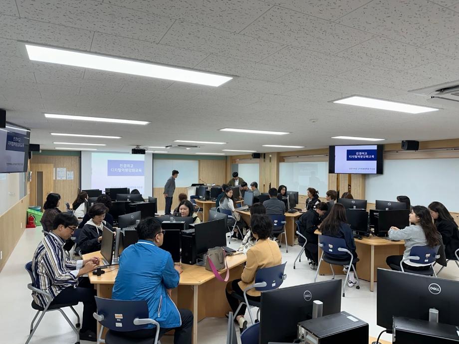 [ 사업단소식 > 알림마당 > ]